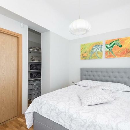 Kuninga City Center Apartment Pärnu Eksteriør bilde