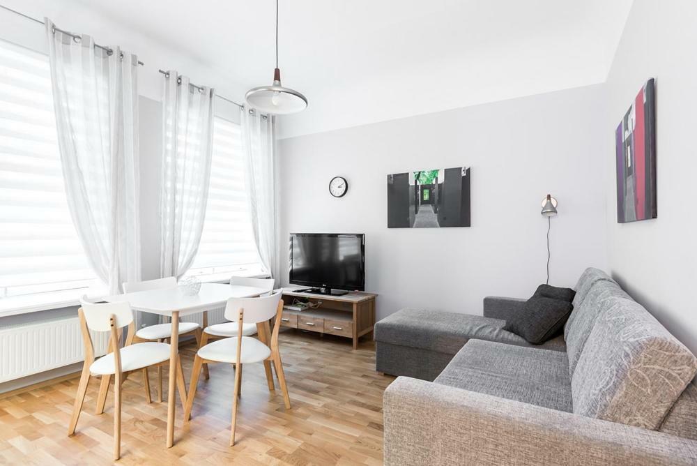 Kuninga City Center Apartment Pärnu Eksteriør bilde
